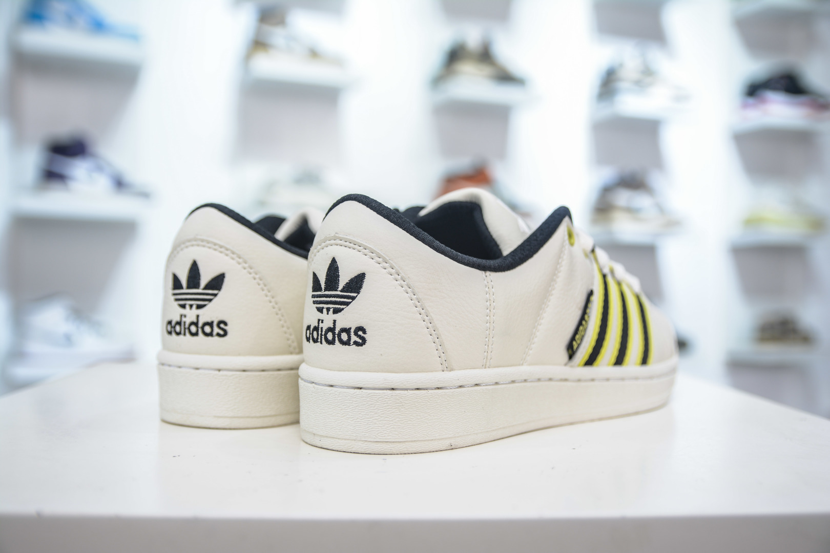 Adidas Originals Superstar Supermodified: Premium Leather, Iconic Shell Toe Design 6 cmp i1753367399069 4477 0 5