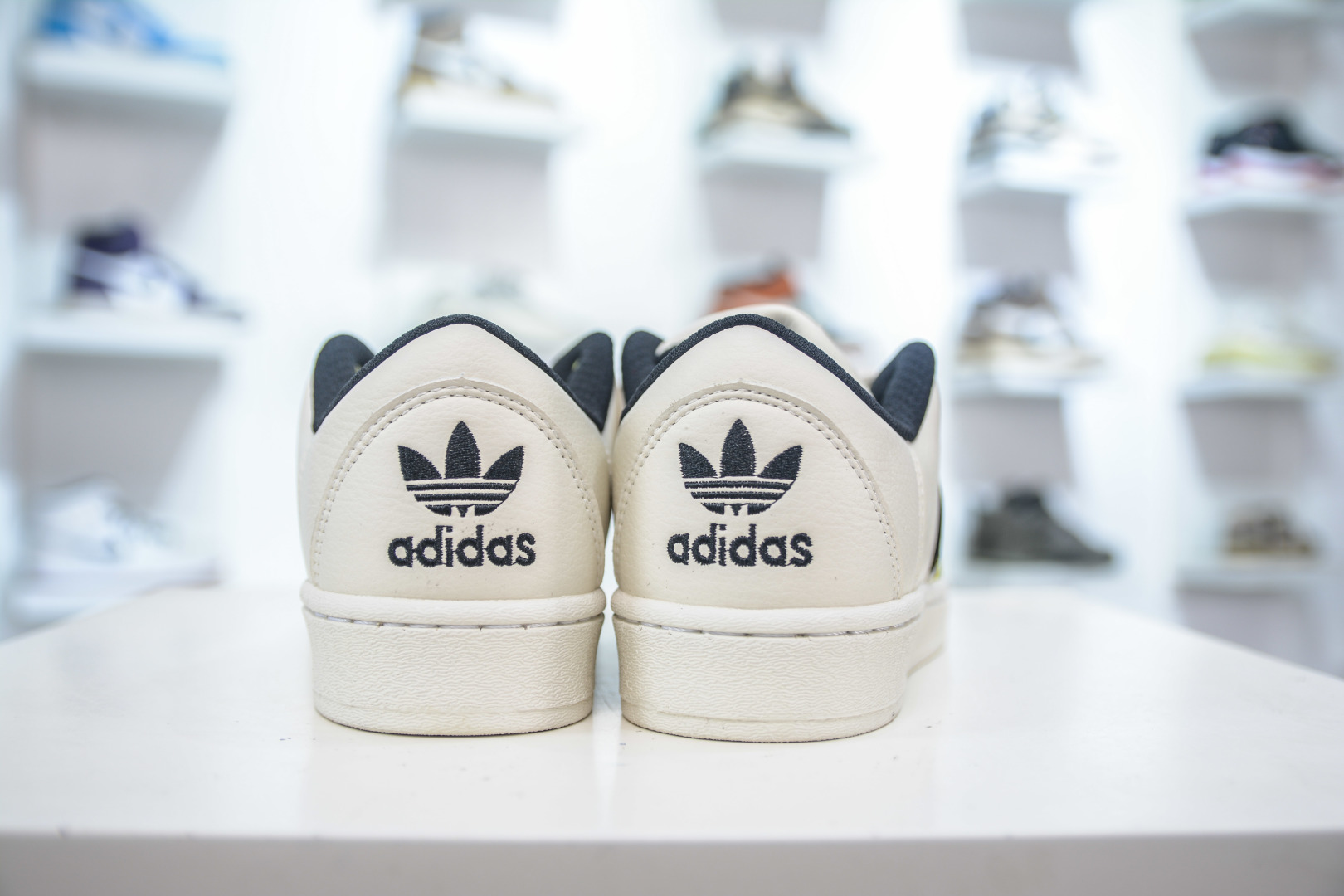 Adidas Originals Superstar Supermodified: Premium Leather, Iconic Shell Toe Design 2 cmp i1753367399071 7586 0 1