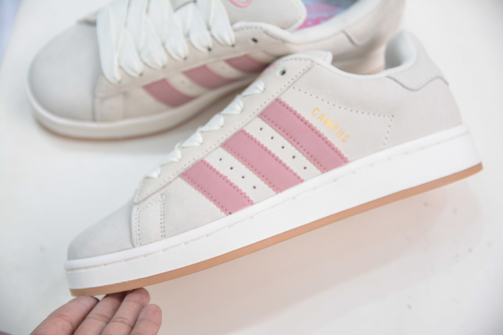 Adidas Originals Campus 00s: Vintage-Inspired Low-Top Sneakers - Pink/Beige 7 cmp i1753367458691 9013 0 6