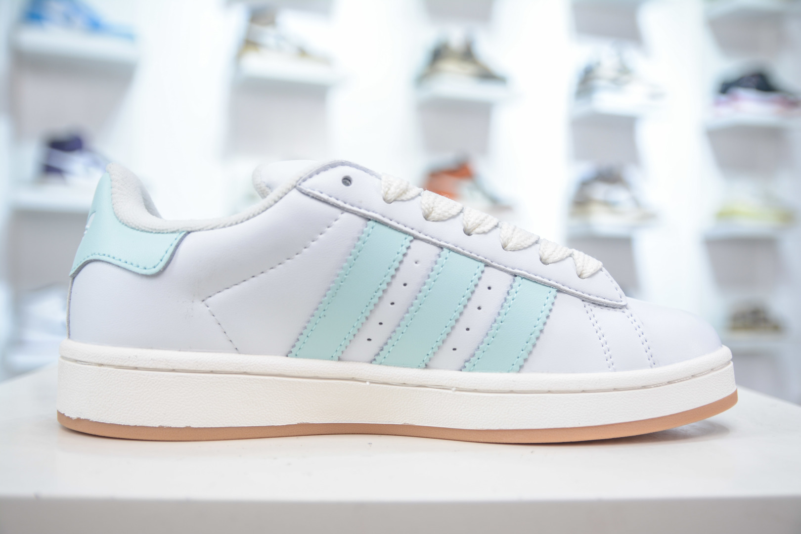 Adidas Originals Campus 00s - Classic Retro Low-Top Sneakers - Light Blue 4 cmp i1753367506344 8865 0 2