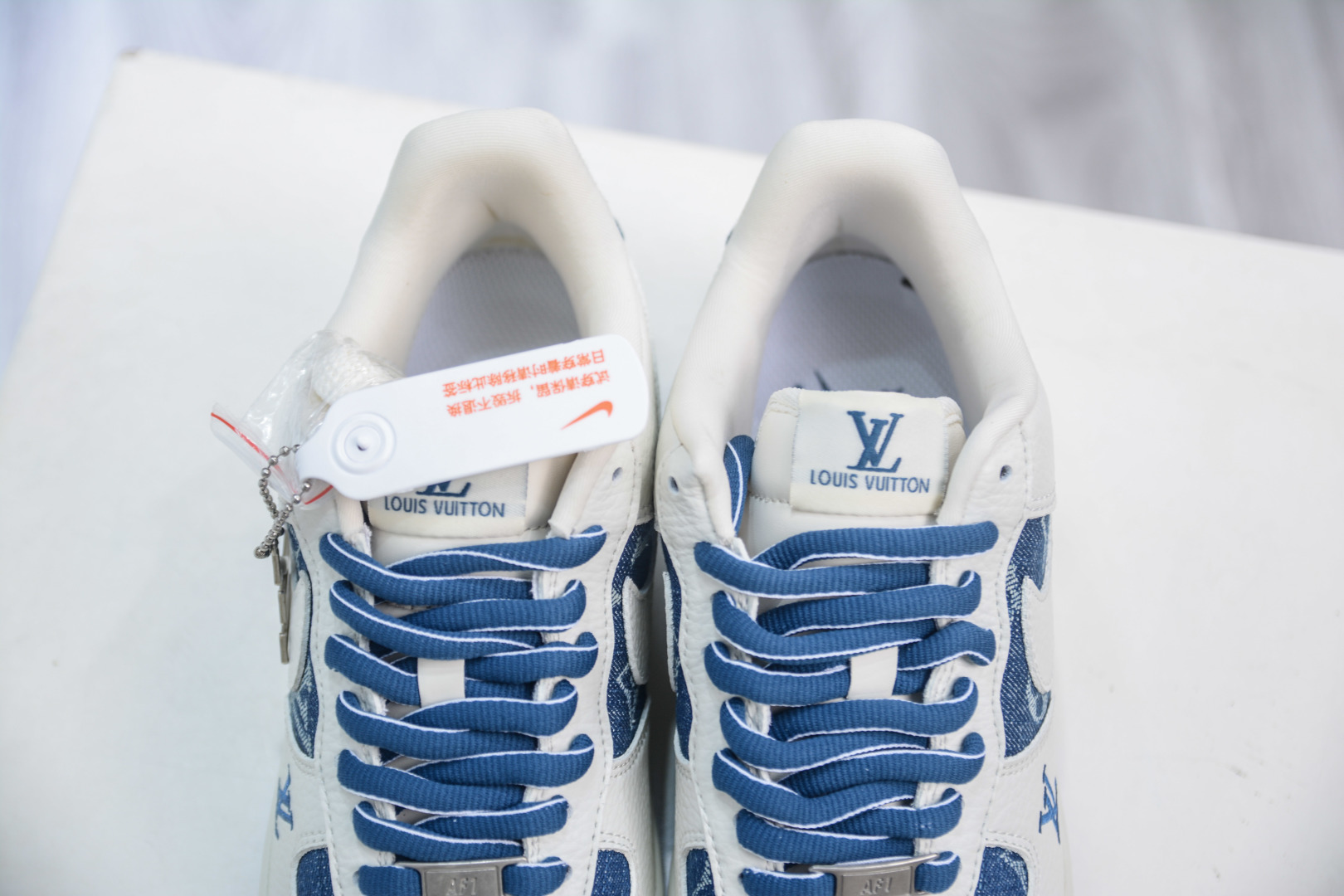 Louis Vuitton x Nike Air Force 1 White Blue Denim Sneakers Size 36-45 9 cmp i1753367603259 3274 0 7
