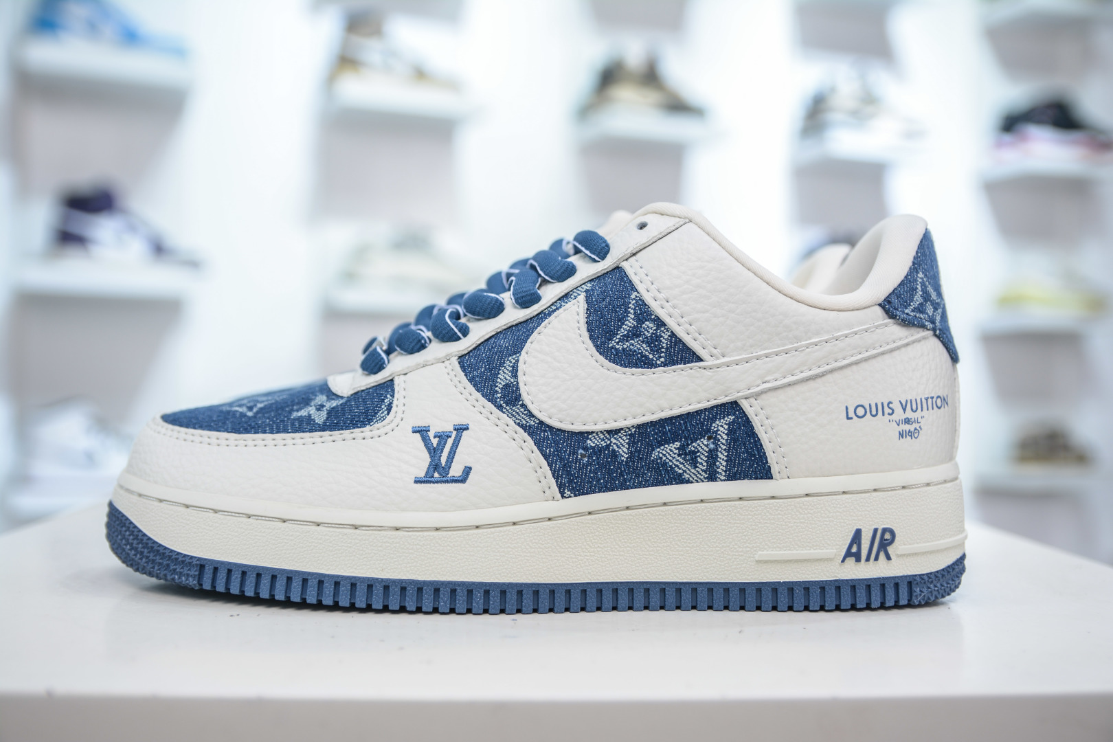 Louis Vuitton x Nike Air Force 1 White Blue Denim Sneakers Size 36-45 2 cmp i1753367603262 547 0 0
