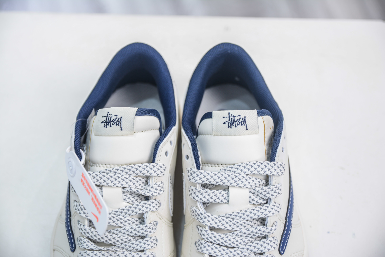 Travis Scott x Nike Air Jordan 1 Low x Stussy - White Blue Gold 8 cmp i1753368241805 8219 0 7
