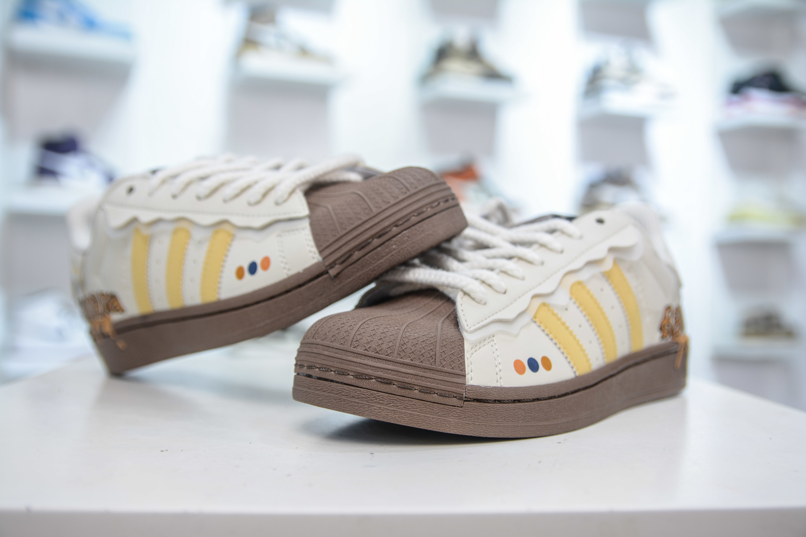 Adidas Originals Superstar Banana Graffiti Sneakers - GW4440, Leather Upper 5 cmp i1753456394798 8197 0 3