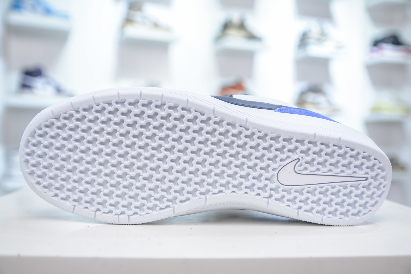 Nike SB Force 58: Retro Low-Top Skate Shoes - Durable & Flexible Design 6 cmp i1753456868848 3603 0 4