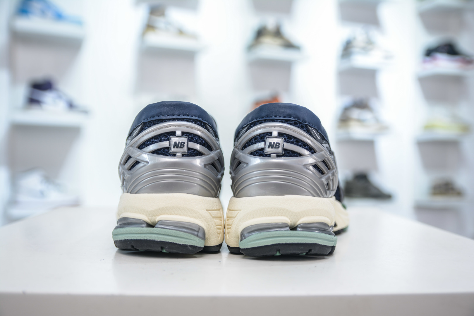 JUNYA WATANABE x New Balance 1906R Loafer: Comfortable, Stylish, and Versatile 2 cmp i1753457025454 1120 0 1