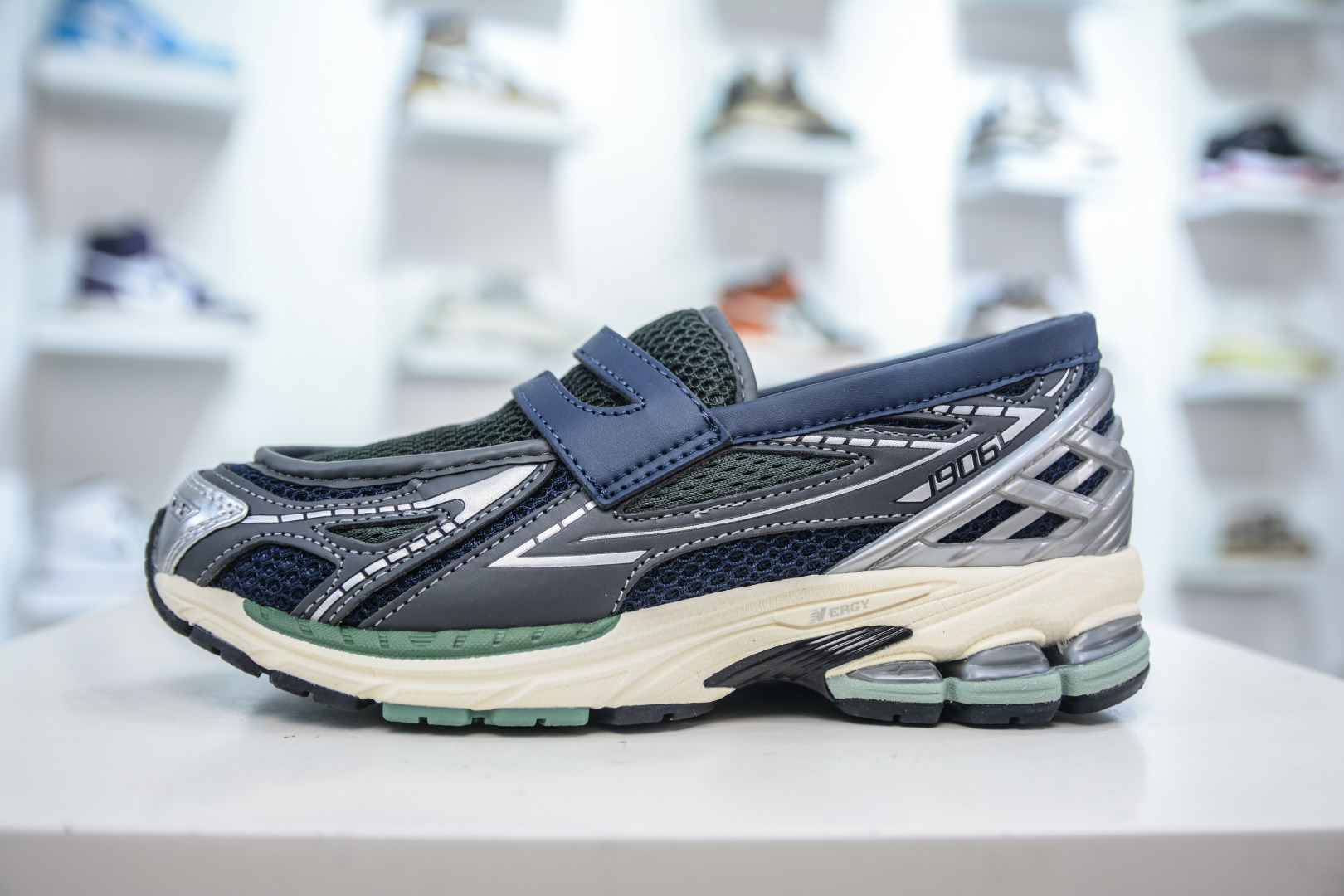JUNYA WATANABE x New Balance 1906R Loafer: Comfortable, Stylish, and Versatile 1 cmp i1753457026269 6023 0 0