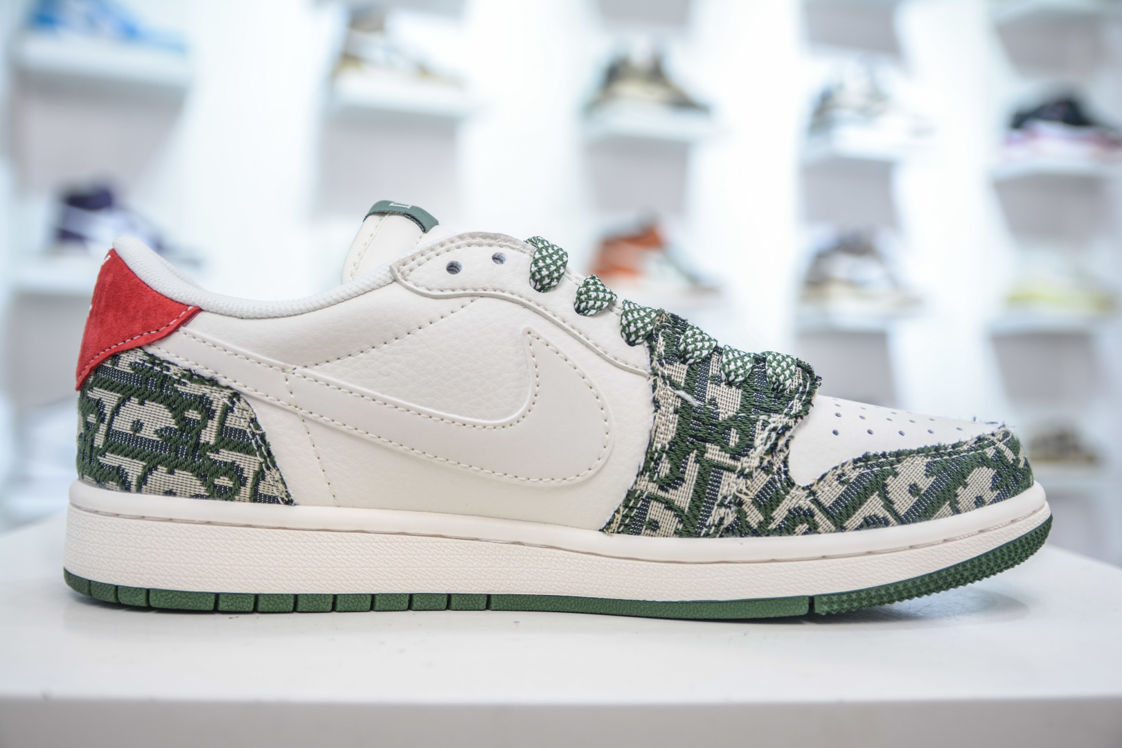 Travis Scott x Nike Air Jordan 1 Low x Dior Collab Sneakers - Limited Edition 3 cmp i1753457080563 8059 0 2