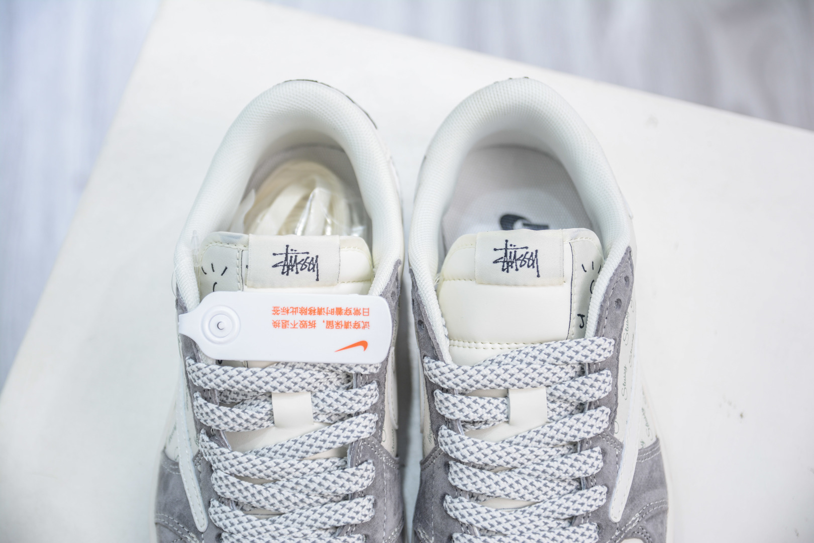 Travis Scott x Nike Air Jordan 1 Low x Stussy - Cream/Grey Sneakers 9 cmp i1753457139251 5250 0 7
