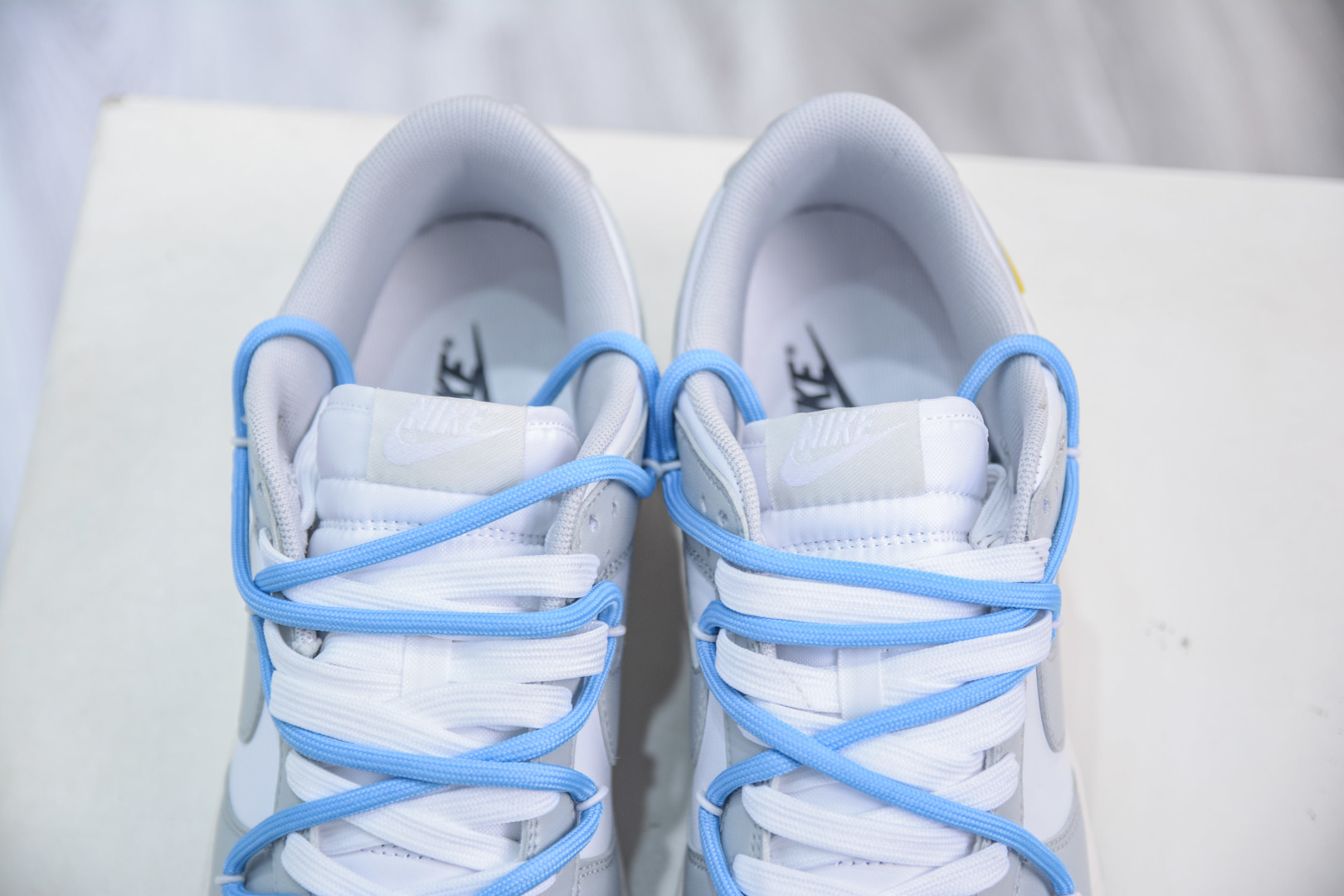 Nike SB Dunk Low 灰白蓝绑带 DD1391-103