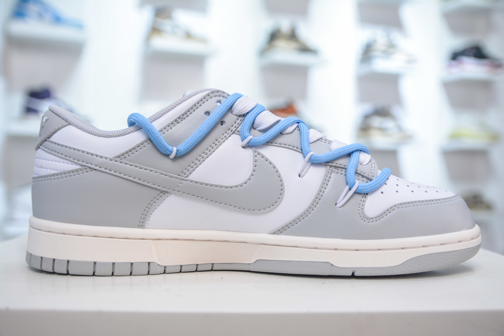 Nike SB Dunk Low 灰白蓝绑带 DD1391-103