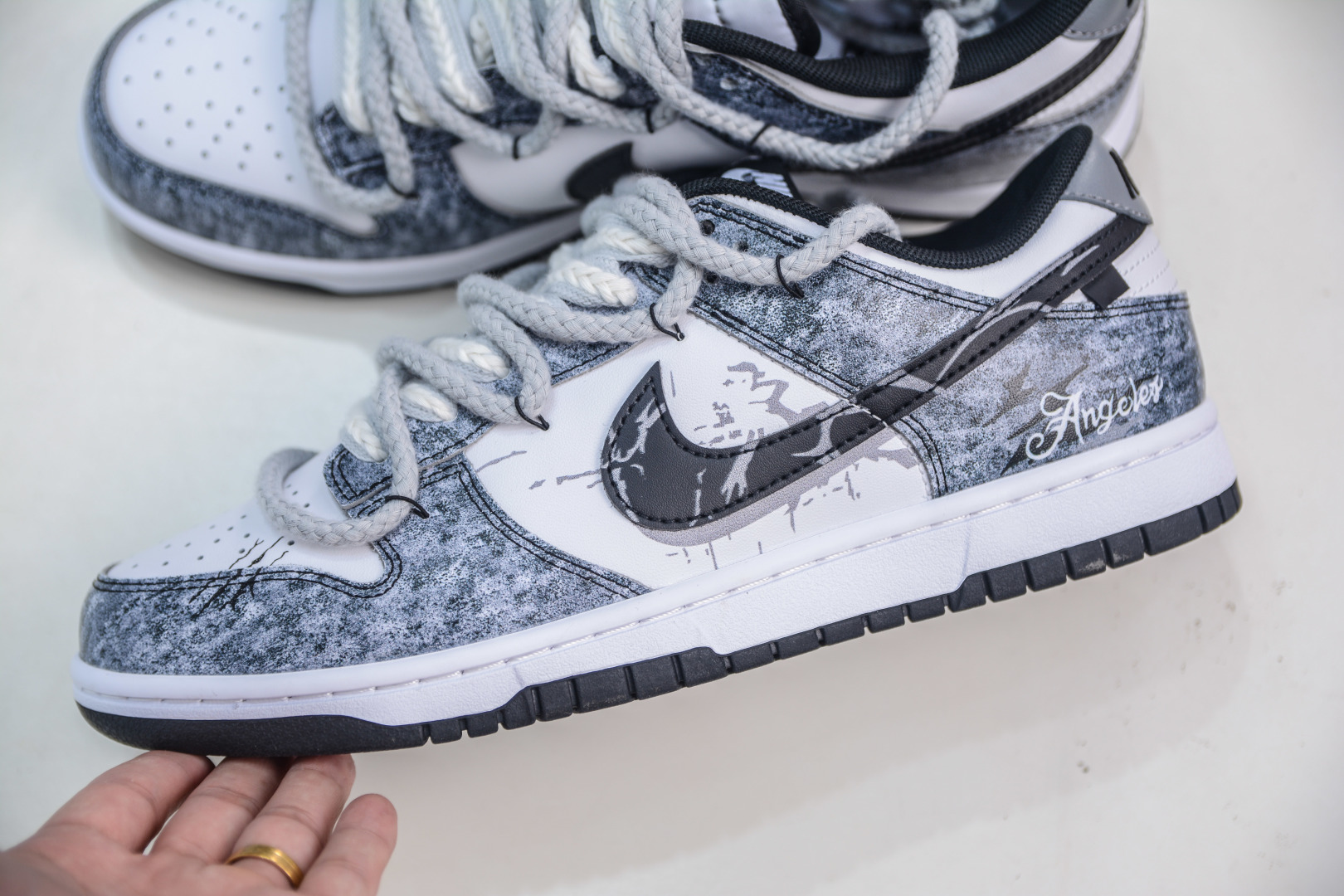 280 Nike SB Dunk Low 弑影灵契 黑白  DD1391-100