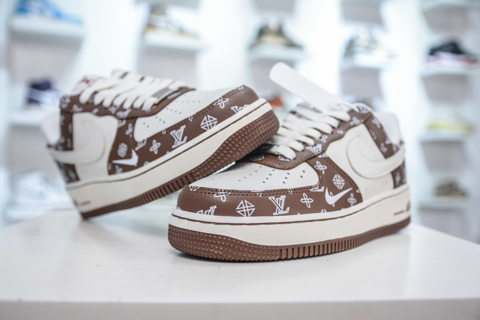 Louis Vuittx NIke Air Force 1 LV联名-奶白棕 LW9279-018