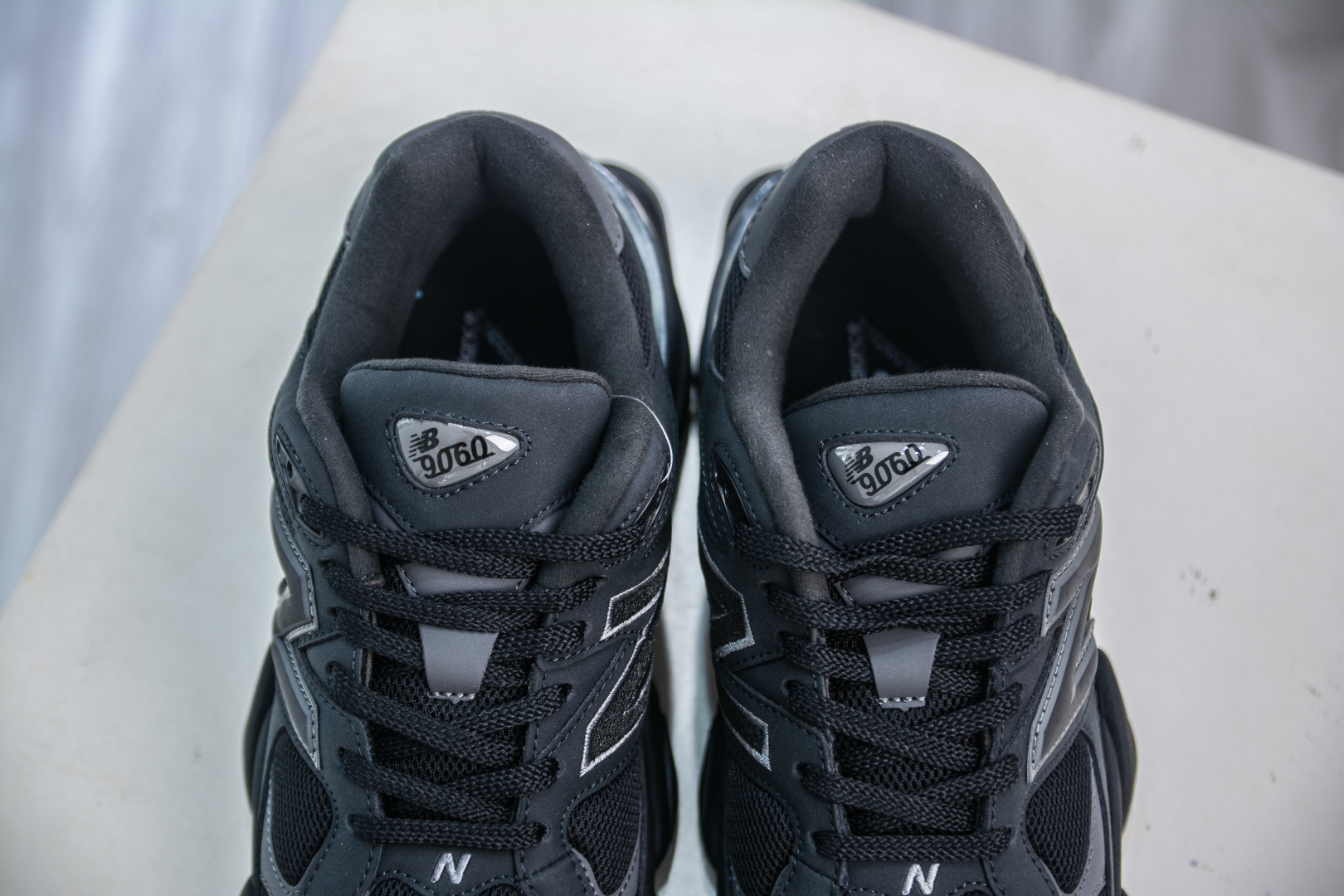 AY版纯原 New Balance NB9060系列 黑色 新百伦绒面革网布经典百搭防滑耐磨透气低帮生活休闲鞋 U9060ZGE