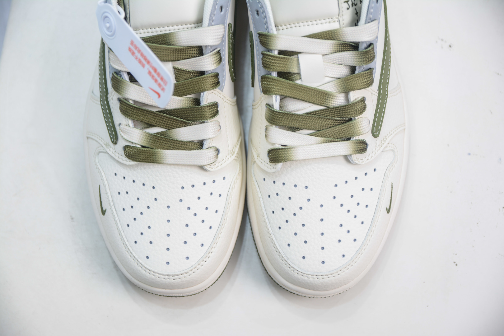 TS x Air Jordan 1 Low x Dior - Grey Green Low-Top Sneakers 9 cmp i1753627460720 6320 0 8