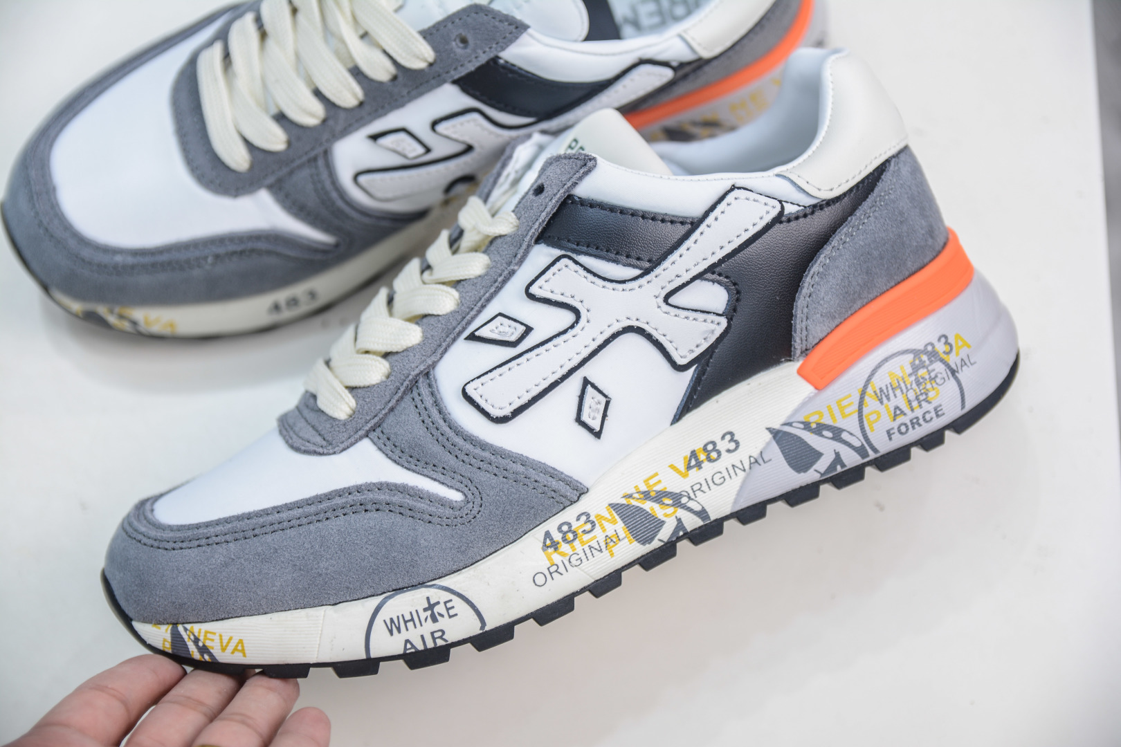 Premiata Low-Top Versatile Sneakers - Italian Luxury Craftsmanship 7 cmp i1753628541790 1420 0 6