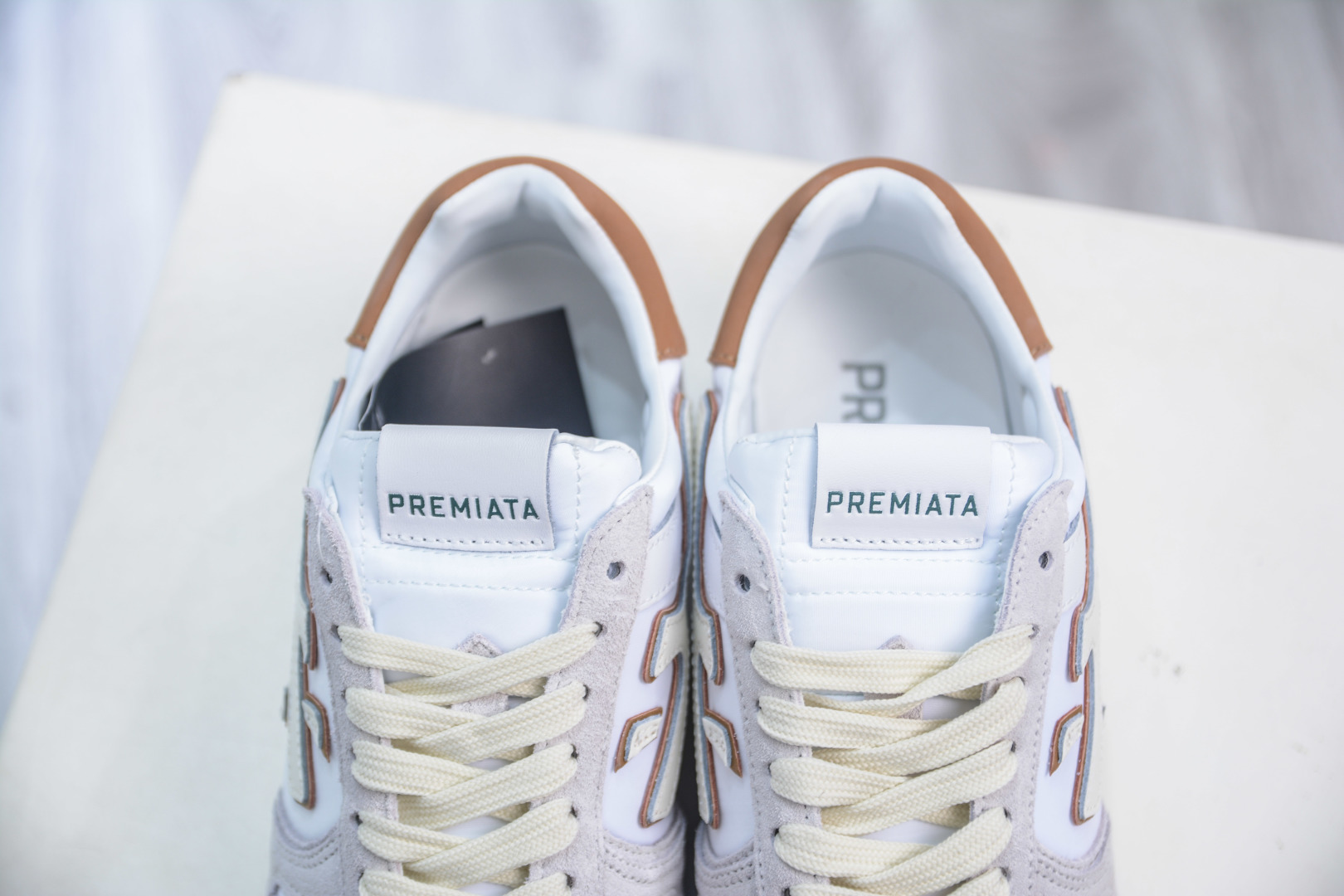 Premiata Low-Top Sneakers: Italian Craftsmanship, Versatile Style, Comfortable Fit 8 cmp i1753628587179 592 0 7