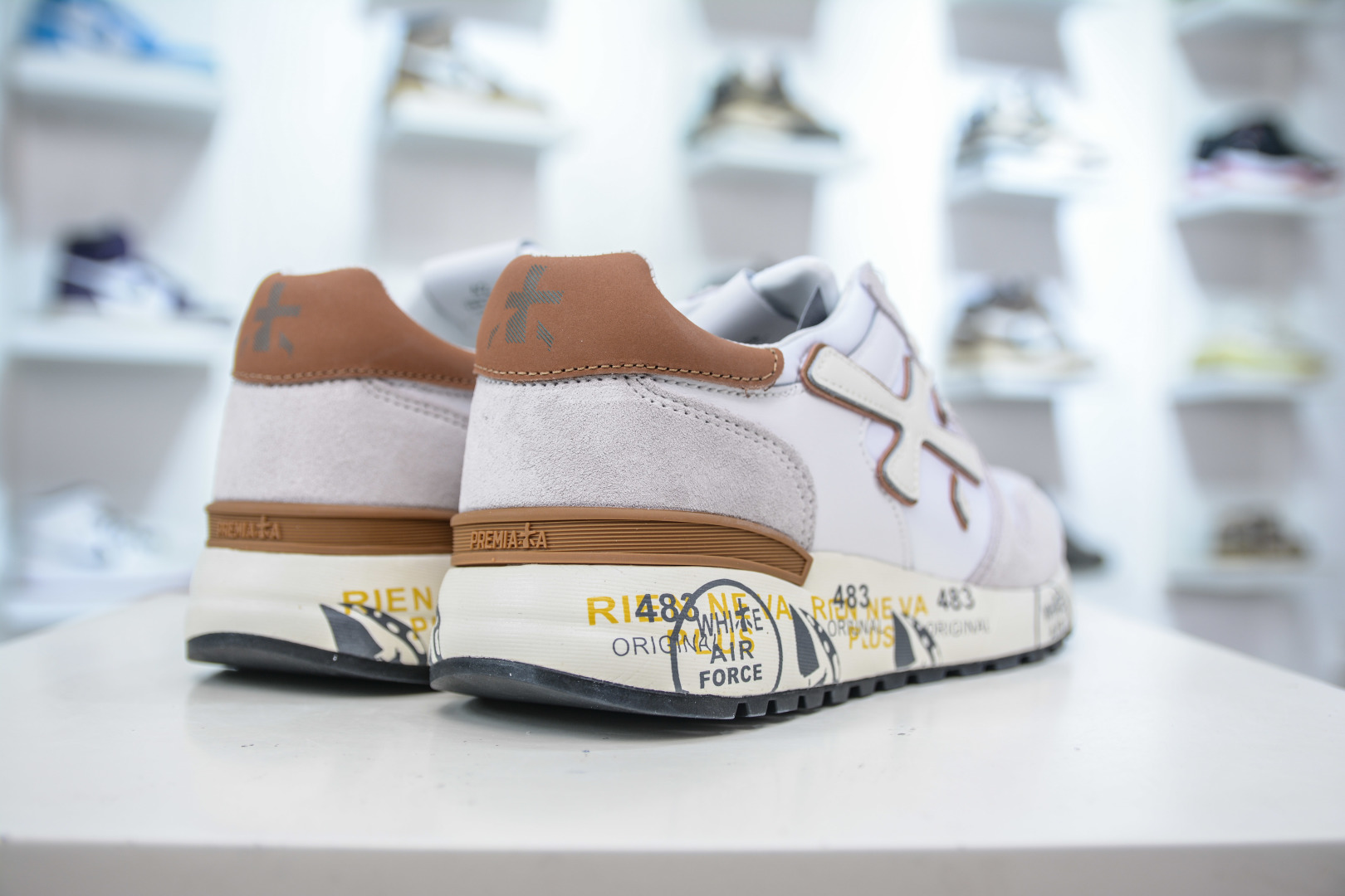 Premiata Low-Top Sneakers: Italian Craftsmanship, Versatile Style, Comfortable Fit 6 cmp i1753628587180 5992 0 5