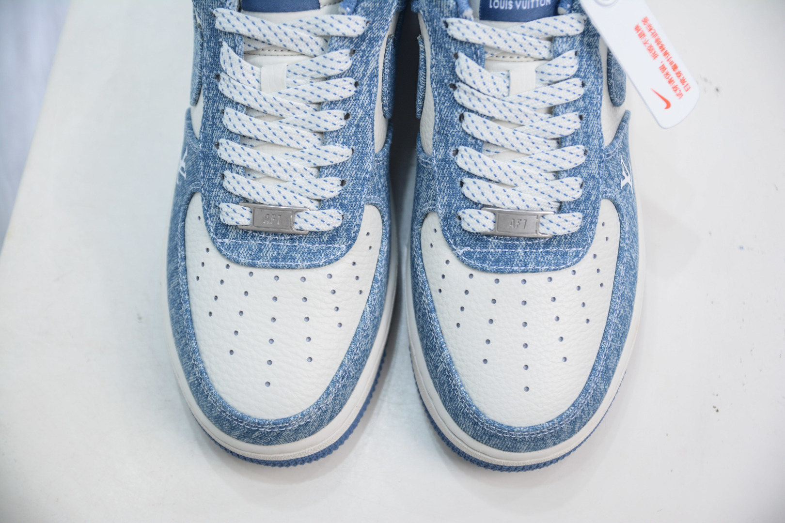 Nike Air Force 1 Low 07 x Louis Vuitton Denim Sneakers - Blue/White 10 cmp i1753628683249 6338 0 8