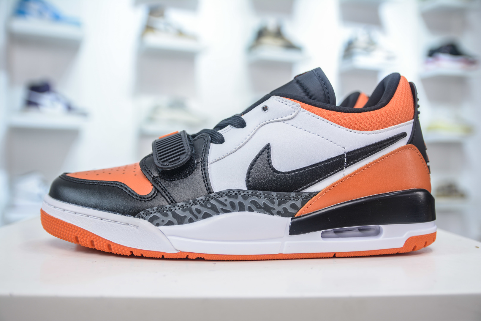 Air Jordan Legacy 312 Low Black/White/Orange Men's Shoe CD7069-118 2 cmp i1753629324819 8388 0 0