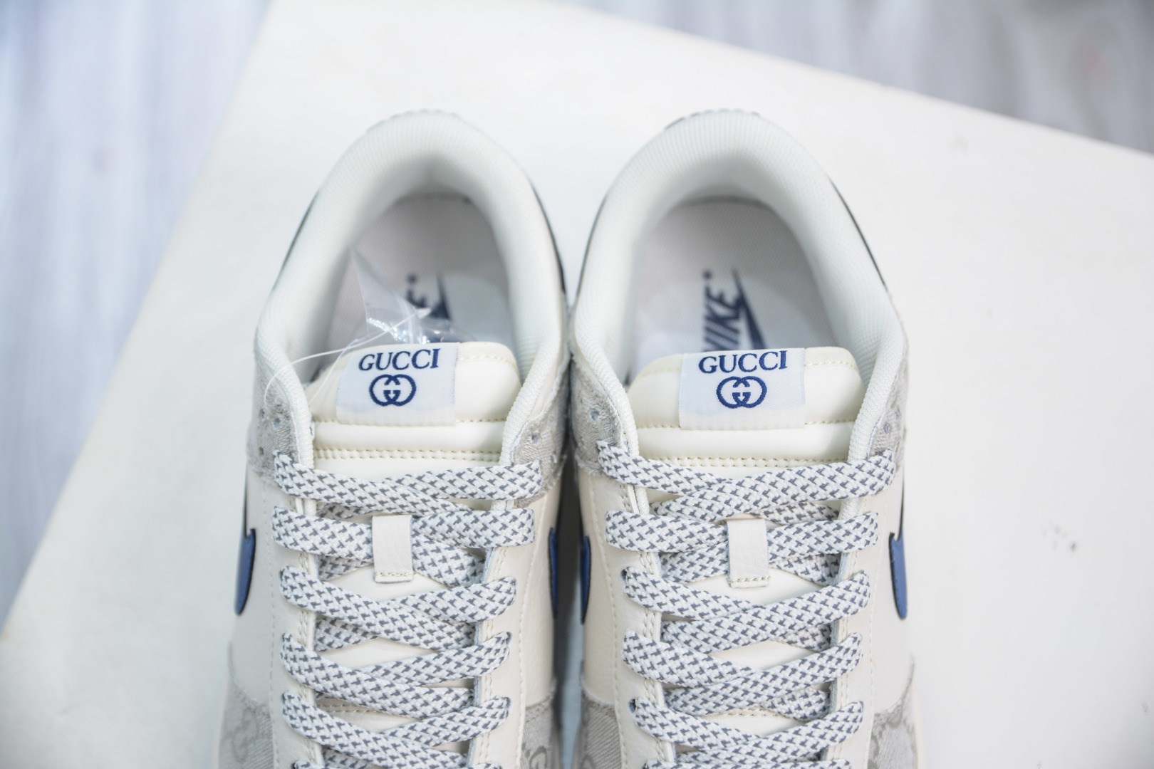 Nike SB Dunk Low x Gucci Collaboration Sneakers - Gray and Blue 8 cmp i1753629662527 2328 0 7