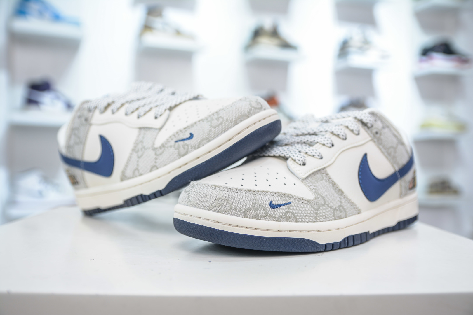 Nike SB Dunk Low x Gucci Collaboration Sneakers - Gray and Blue 4 cmp i1753629663718 7712 0 3