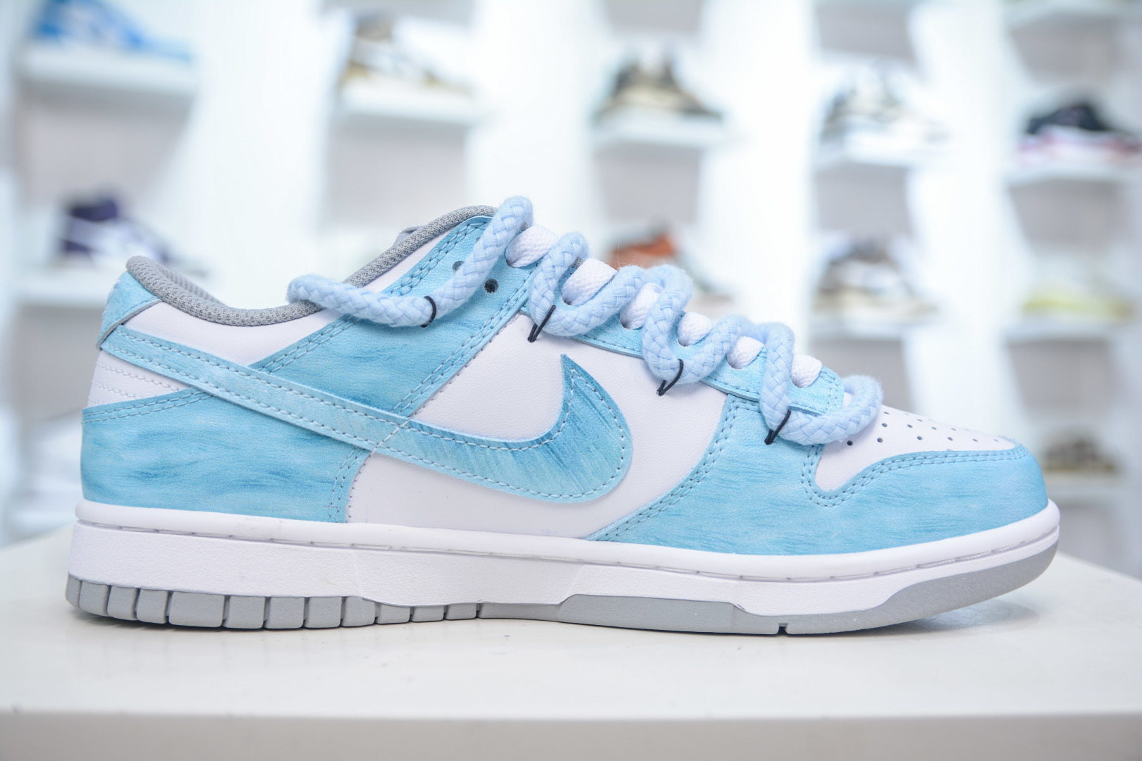 Nike SB Dunk Low 白蓝绑带 DV0833-113