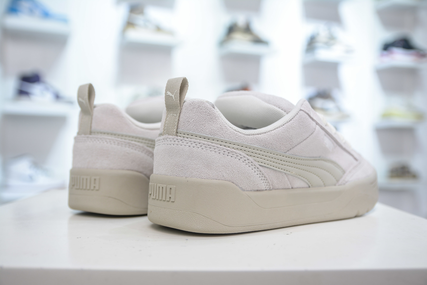 PUMA Suede STAPLE 百搭单品 彪马 男女运动板鞋 低帮复古面包风百搭休闲运动板鞋 401606-03
