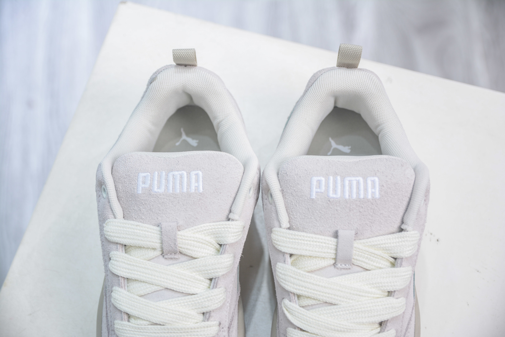 PUMA Suede STAPLE 百搭单品 彪马 男女运动板鞋 低帮复古面包风百搭休闲运动板鞋 401606-03
