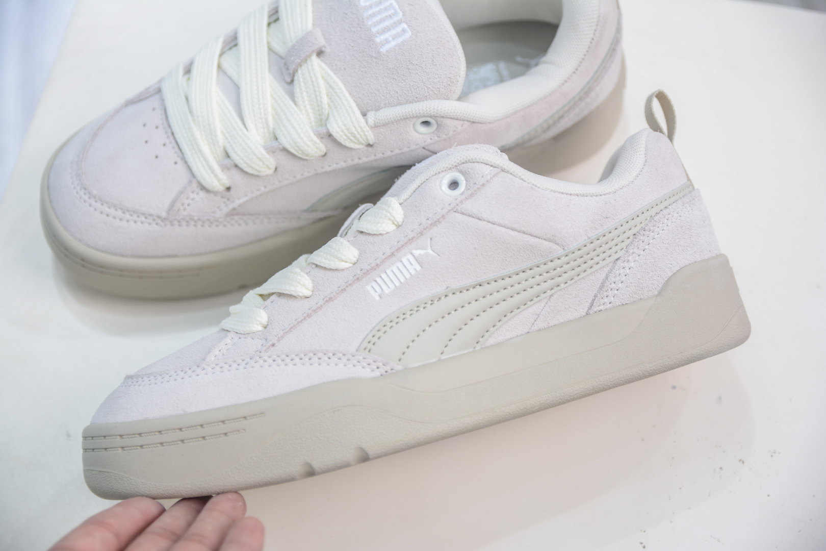 PUMA Suede STAPLE 百搭单品 彪马 男女运动板鞋 低帮复古面包风百搭休闲运动板鞋 401606-03