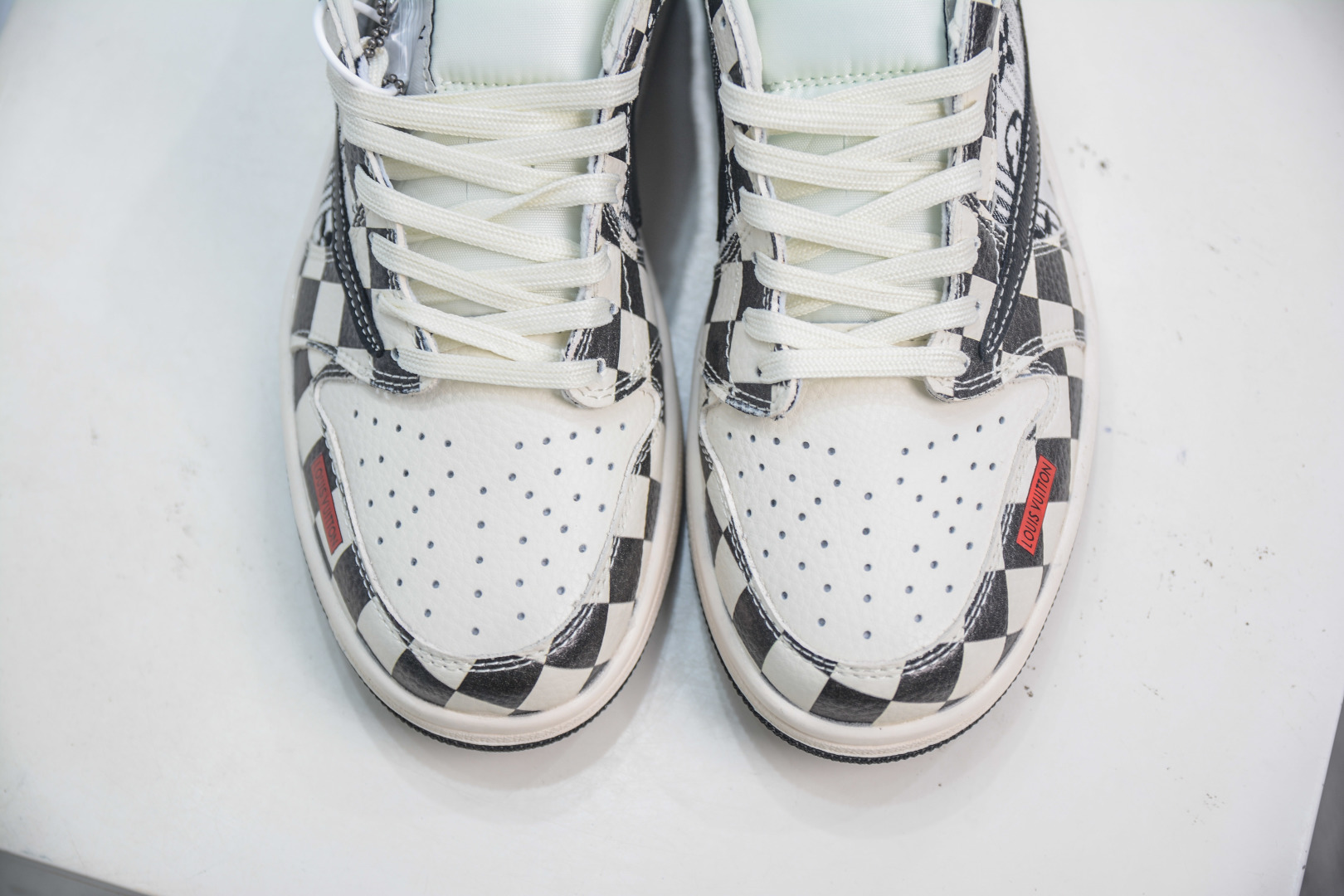 Air Jordan 1 Low x Louis Vuitton Black and White Custom Sneakers 10 cmp i1753790841355 7551 0 8