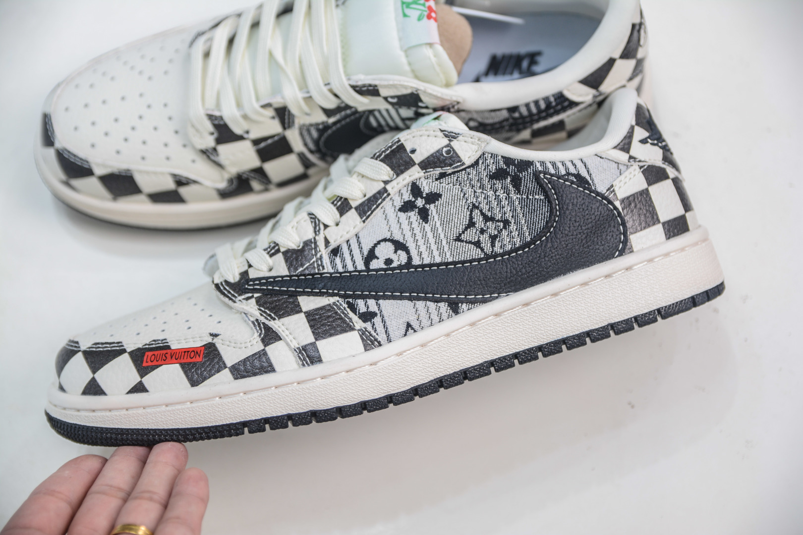 Air Jordan 1 Low x Louis Vuitton Black and White Custom Sneakers 8 cmp i1753790841995 2889 0 6