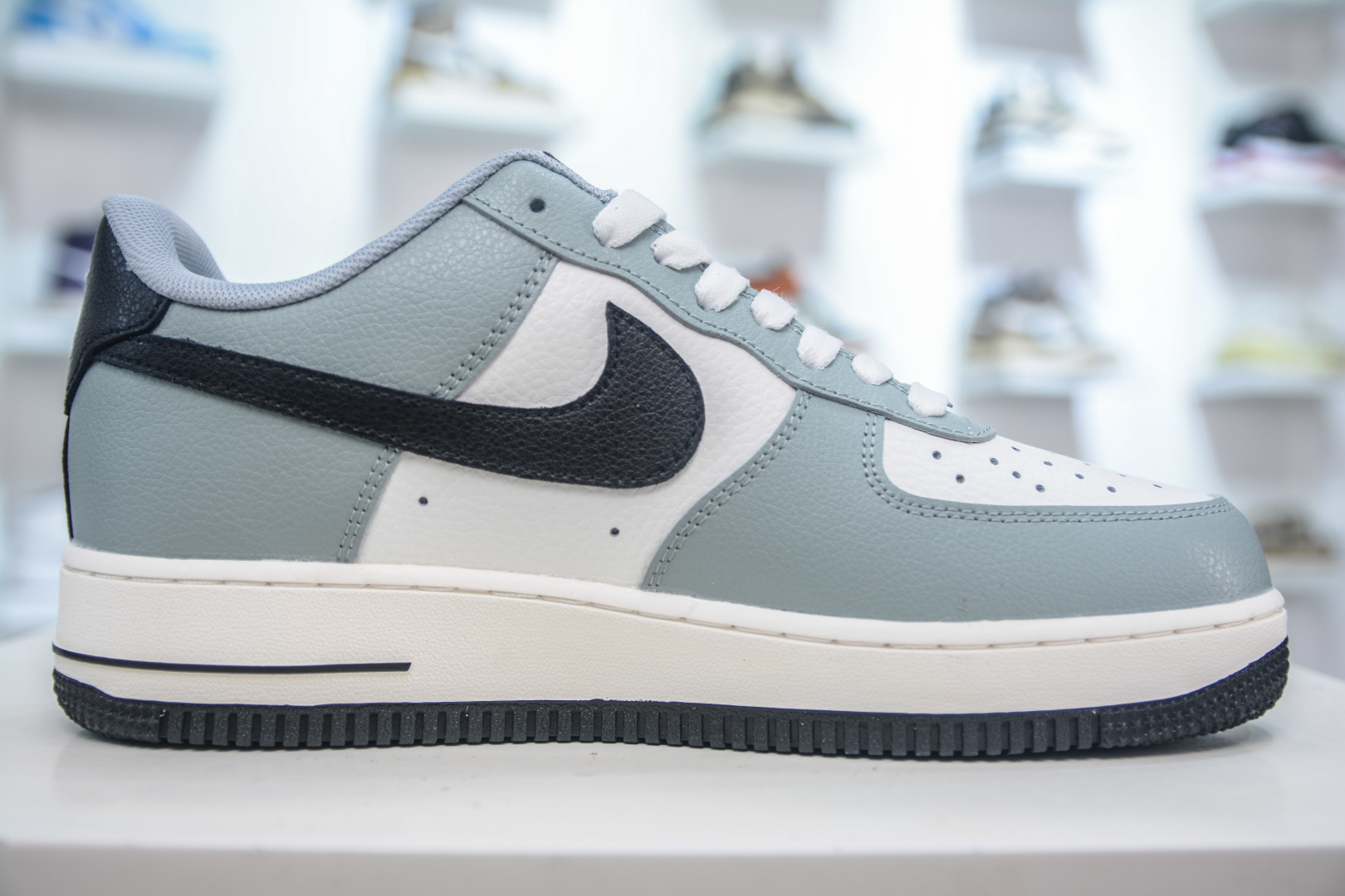 Nike Air Force 1 Low Violence Bear Collaboration White Gray Black Sneakers 4 cmp i1753791471946 9809 0 2