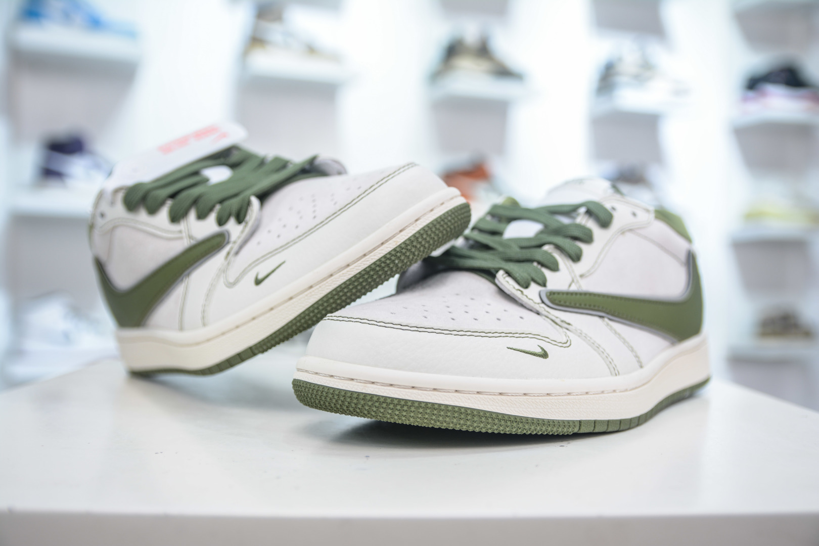 Travis Scott x Nike Air Jordan 1 Low Supreme White/Green, Premium Quality Shoes 5 cmp i1753791823863 3275 0 3
