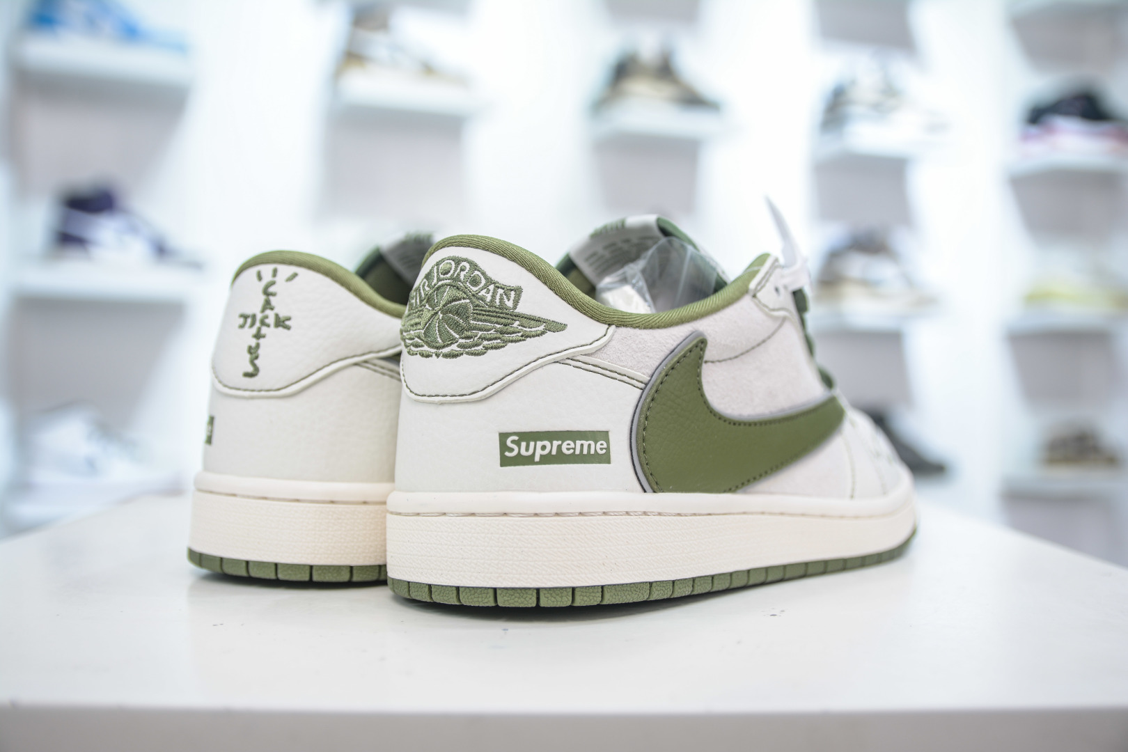 Travis Scott x Nike Air Jordan 1 Low Supreme White/Green, Premium Quality Shoes 7 cmp i1753791824747 7262 0 5
