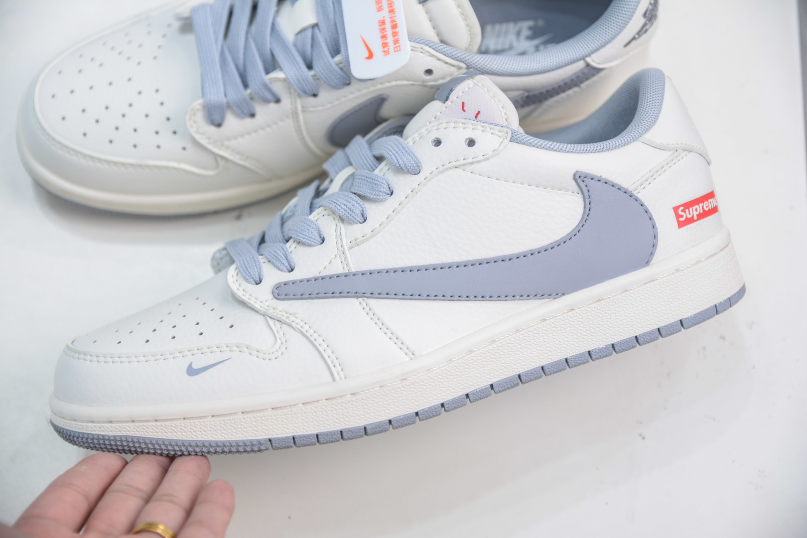 Travis Scott x Nike Air Jordan 1 Low x Supreme White/Grey Collaboration 7 cmp i1753792130790 7471 0 6