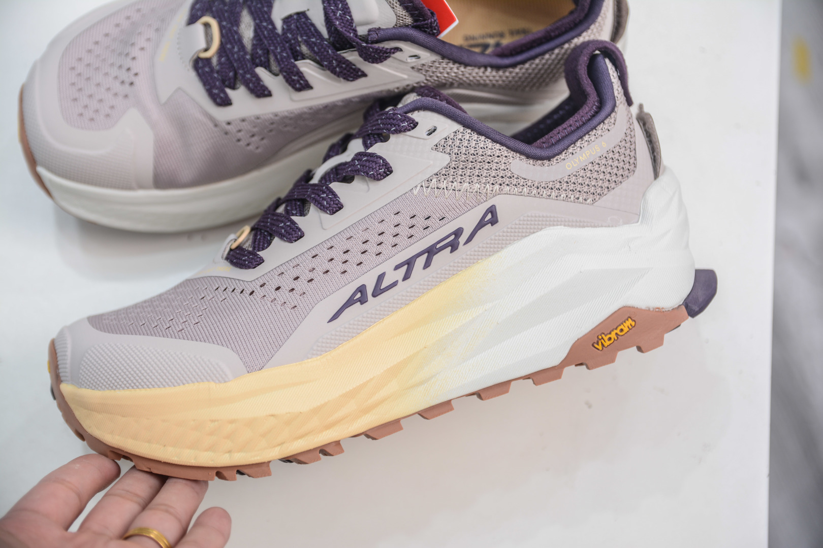 Altra Olympus 6: Comfortable, Durable, and Slip-Resistant Outdoor Running Shoes 7 cmp i1753792706995 7629 0 6