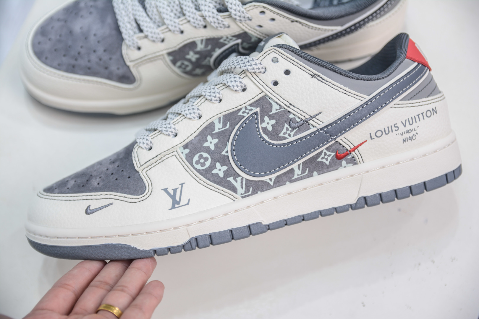 Nike SB Dunk Low x Louis Vuitton White Gray – Designer Collaboration Sneakers 8 cmp i1753886626391 6881 0 6