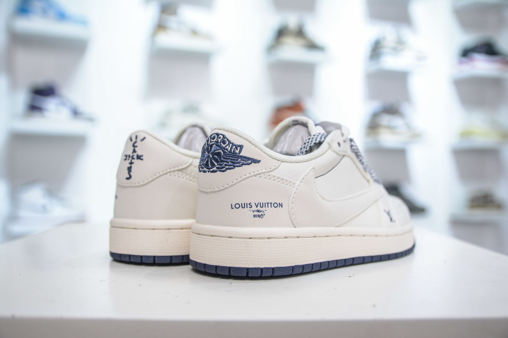 Travis Scott x Nike Air Jordan 1 Low Louis Vuitton - White/Blue 6 cmp i1753888063902 1314 0 5
