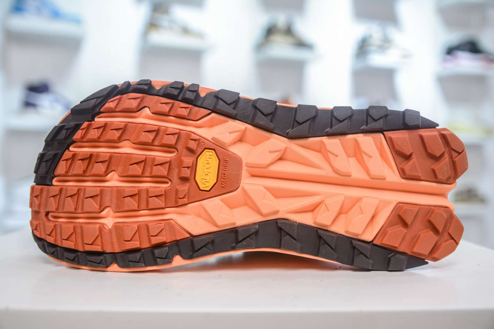 Altra Olympus 6: Comfortable, Durable, and Slip-Resistant Outdoor Running Shoes 5 cmp i1753888234695 4348 0 4