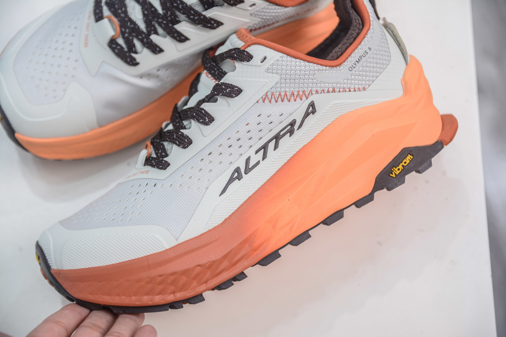 Altra Olympus 6: Comfortable, Durable, and Slip-Resistant Outdoor Running Shoes 7 cmp i1753888235641 9241 0 6