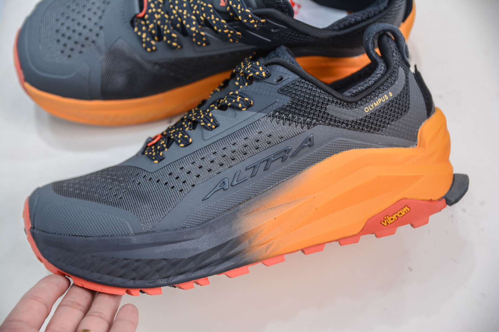 Altra Olympus 6: Comfortable, Durable, and Slip-Resistant Outdoor Running Shoes 7 cmp i1753888295471 9691 0 6