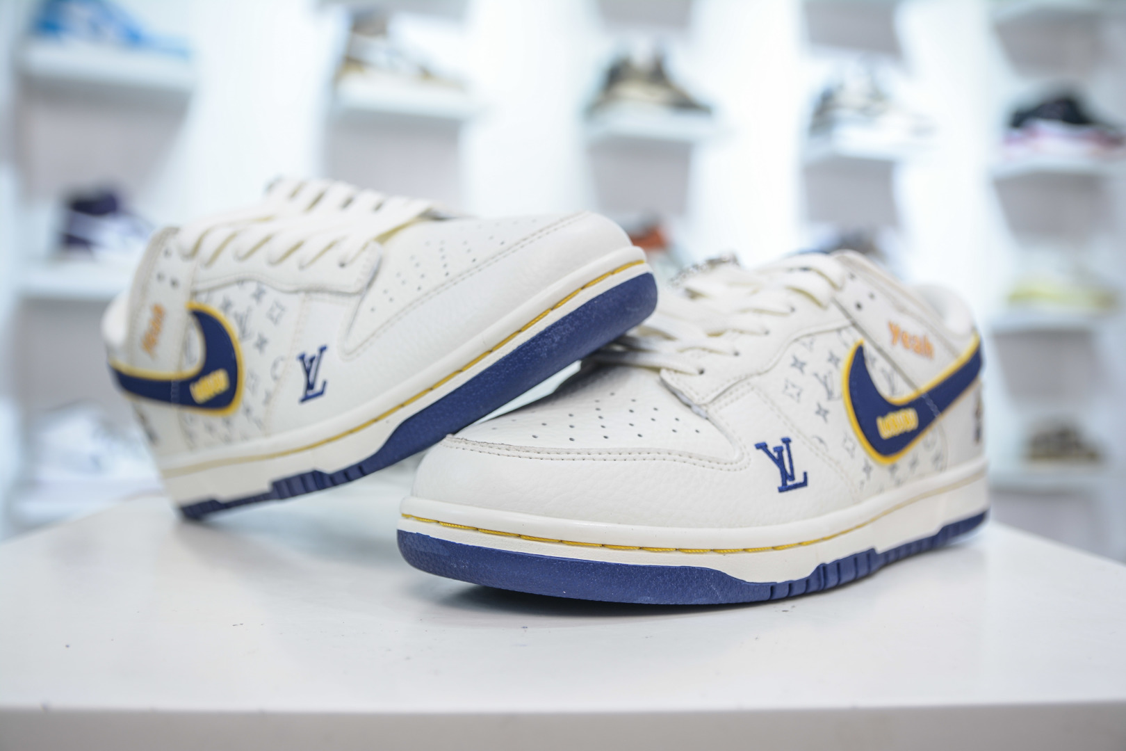 Nike SB Dunk Low x Louis Vuitton White Blue Gold Collaboration Shoes 5 cmp i1753975275963 8009 0 3