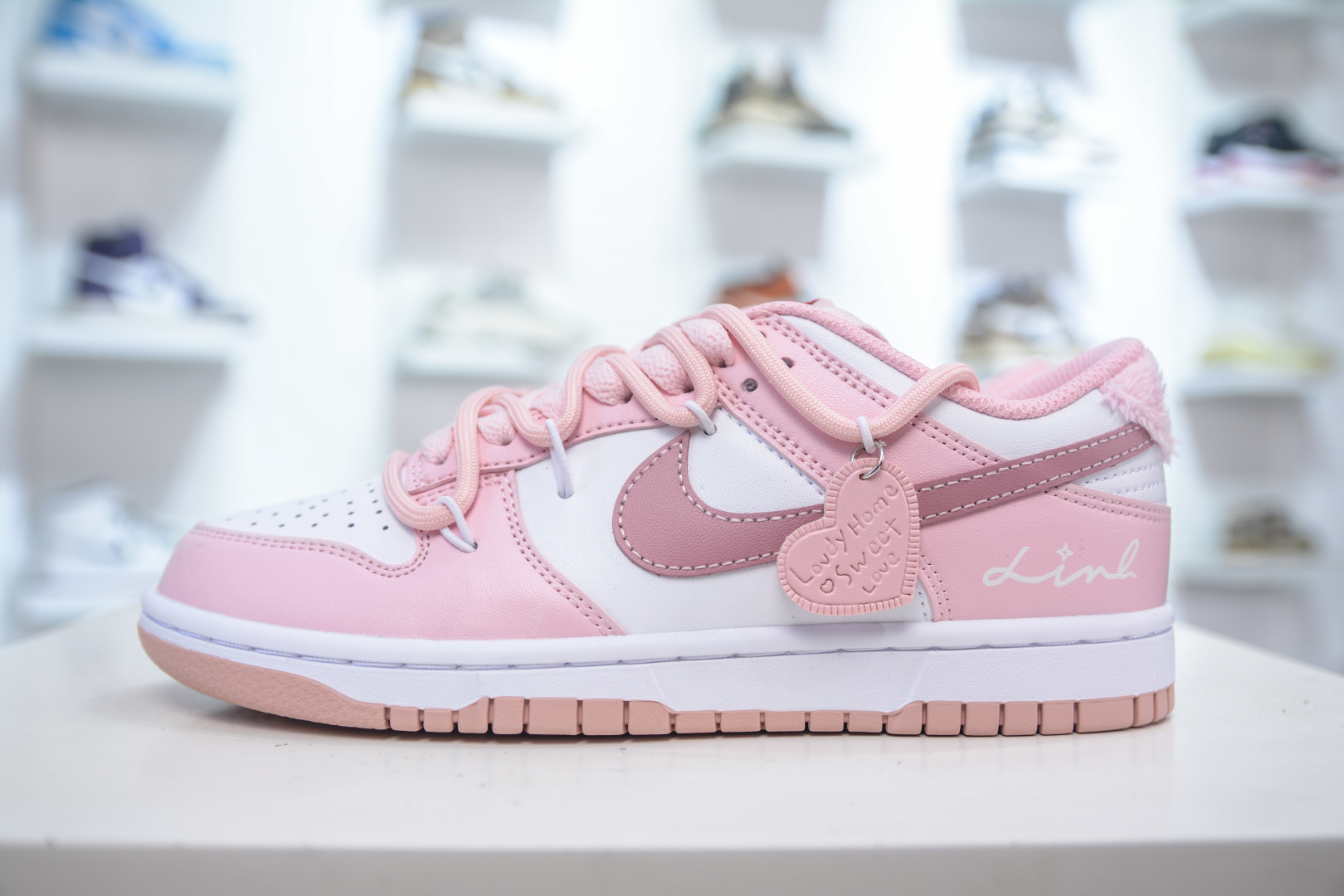 Nike SB Dunk Low 'Strawberry Cheesecake' Pink & White Casual Shoes DO6485-600 2 cmp i1753975744744 375 0 0