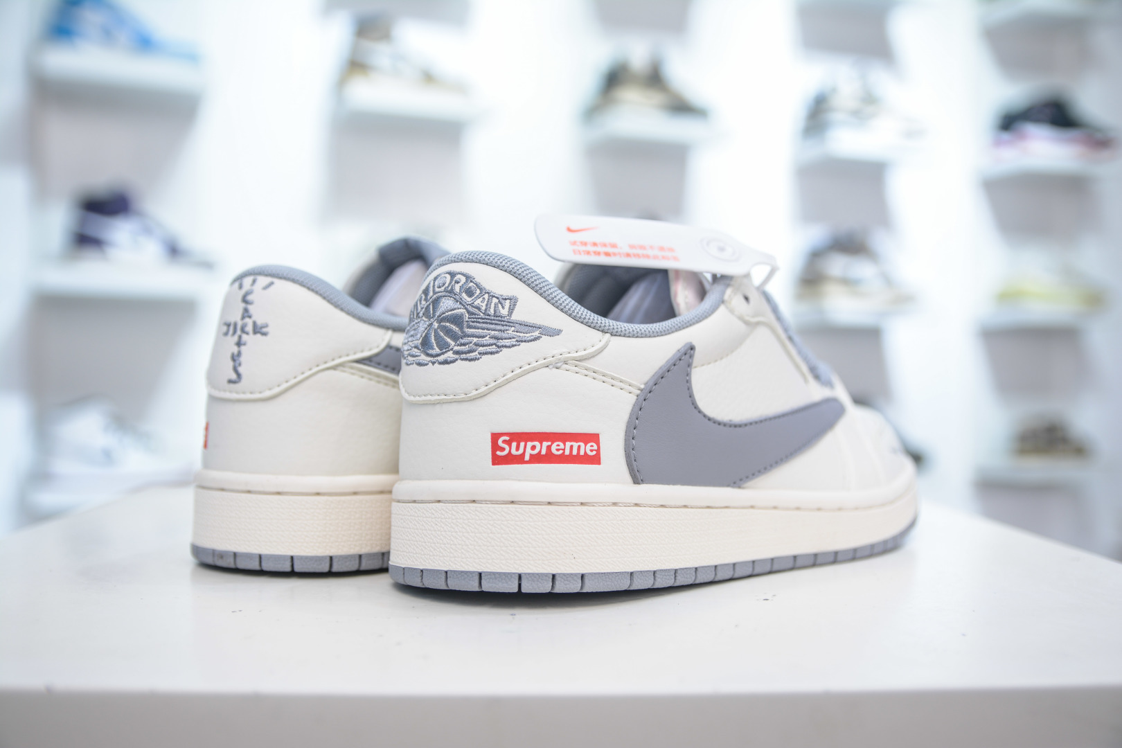 Travis Scott x Nike Air Jordan 1 Low Supreme White Grey Shoes 6 cmp i1753976336316 5427 0 5