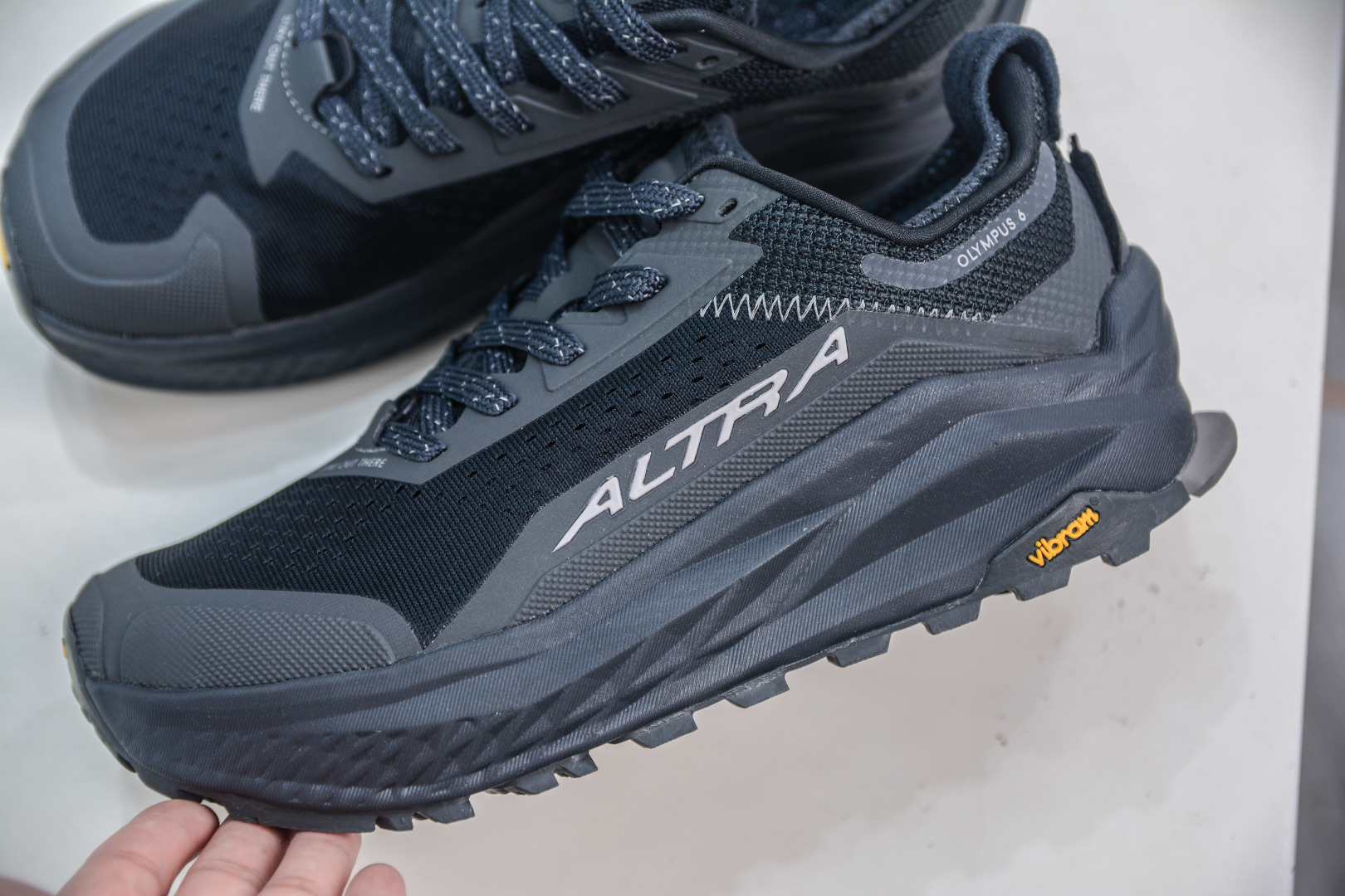 Altra Olympus 6: Comfortable, Durable, and Slip-Resistant Outdoor Running Shoes 8 cmp i1753976433652 1701 0 6