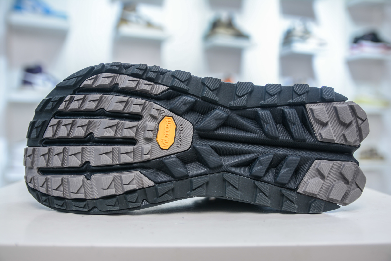 Altra Olympus 6: Comfortable, Durable, and Slip-Resistant Outdoor Running Shoes 6 cmp i1753976433703 193 0 4