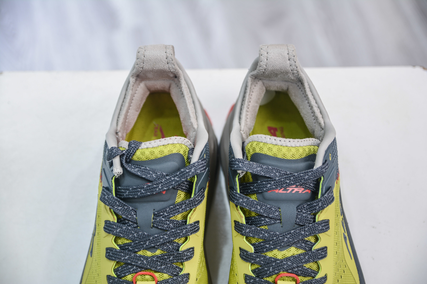 Altra Olympus 6: Premium Running Shoes - Comfort, Durability, and Style Combined 9 cmp i1753976483463 4847 0 7