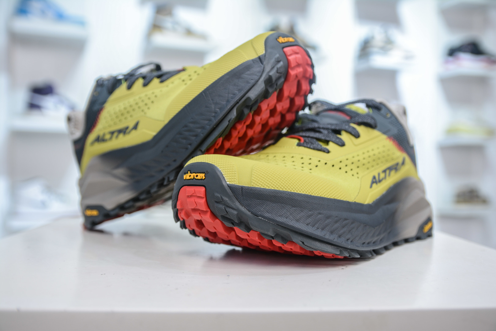 Altra Olympus 6: Premium Running Shoes - Comfort, Durability, and Style Combined 5 cmp i1753976484543 627 0 3