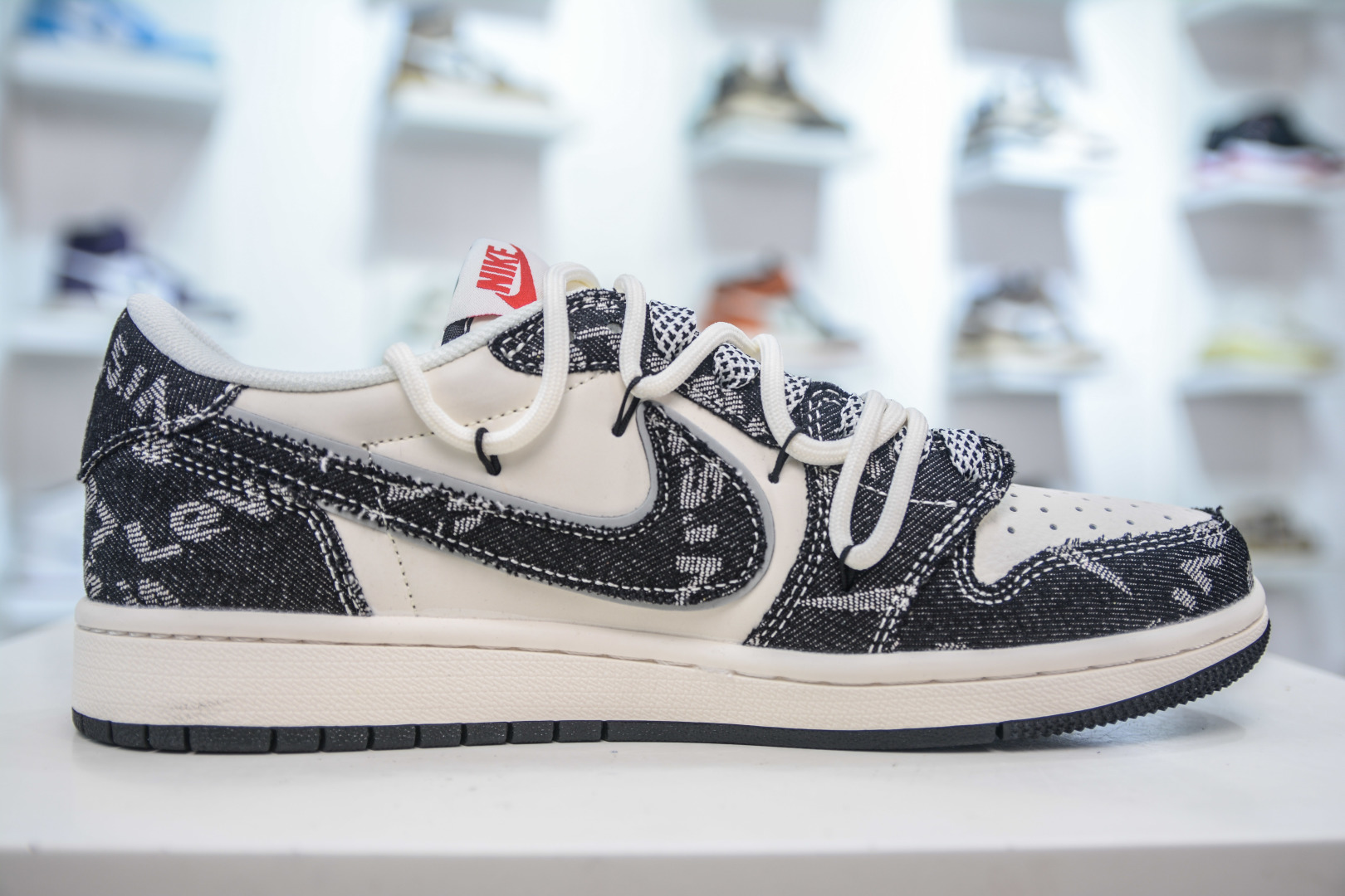 Travis Scott x Nike Air Jordan 1 Low Levi's - White Black Denim Sneakers 3 cmp i1753976624518 9813 0 2